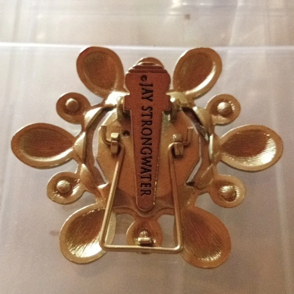 Elegant Gold Tone and Red Brooch
